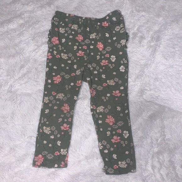 2 For Ruffle Bum Old Navy Floral 